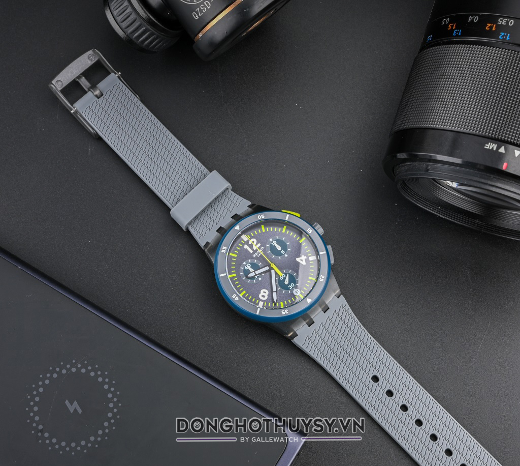 Cách vệ sinh dây đồng hồ Swatch đối với dòng đồng hồ dây kim loại