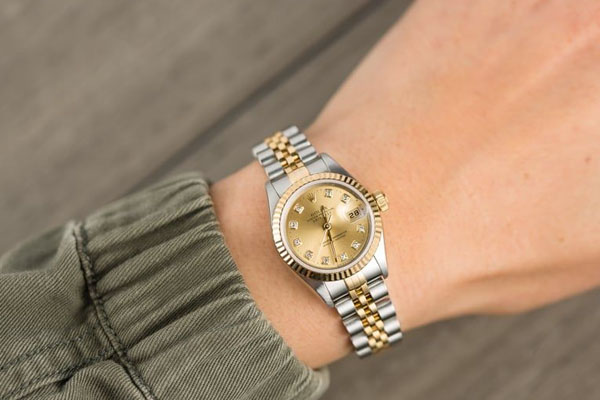Đồng hồ nữ đắt nhất thế giới Rolex Datejust