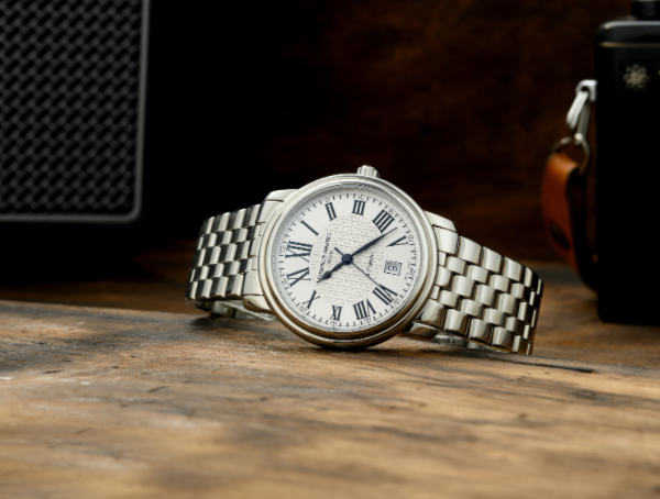 frederique-constant-chinh-hang
