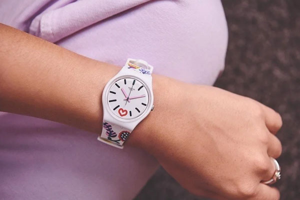 Đồng hồ nữ thời trang chính hãng Swatch
