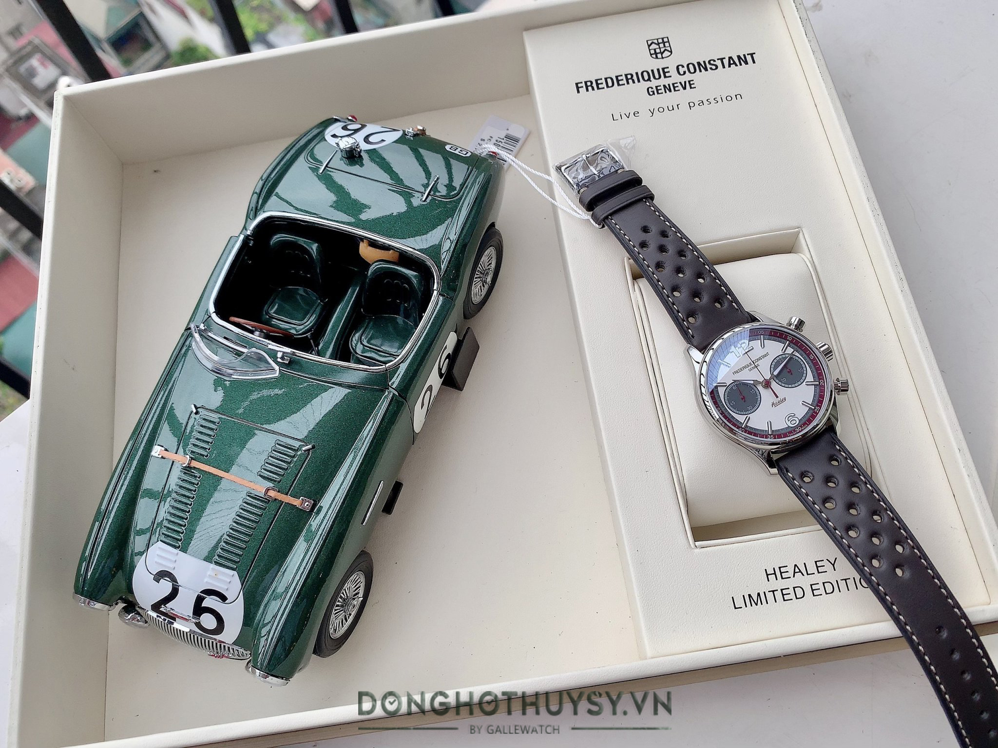 FREDERIQUE CONSTANT VINTAGE RALLY HEALEY CHRONOGRAPH fc-397-1
